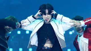 231225 샤이니 태민 sbs 가요대전 셜록 SHINee TAEMIN SBS GayoDaejeon Sherlock fancam [upl. by Ainollopa387]