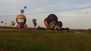 30° Festival de Balonismo de Torres Balões na estrada [upl. by Nahgiem]