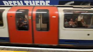 Central Line 1992TS 91143 Arriving Tottenham Court Road [upl. by Oine]