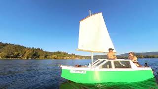 First sail on a Phil Bolger box inspired jim michalak robbsboat Built by Tom Sorensen [upl. by Tichonn99]