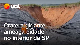 Cratera de mais de 200 metros de comprimento ameaça cidade no interior de SP veja vídeo [upl. by Jeroma]