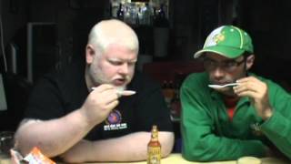 Cholula Chili Garlic  Albino Rhino Hot Sauce Review [upl. by Roberta]