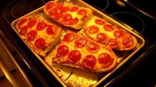 French bread pizza [upl. by Doxia]