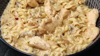 Creamy Alfredo pasta  A Flavorful Fusion of Chicken and Prawns CreamyPasta [upl. by Nnyleitak396]