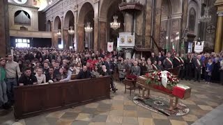 Funerale Matilde Lorenzi uno sci col suo nome e il Tricolore ad avvolgere la bara [upl. by Thessa106]