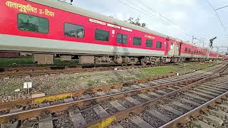 15027 Maurya Express Hatia to Gorakhpur Train [upl. by Perrie]