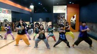 DanceStudio DOUP HIPHOPampLOCKING 小学生 class [upl. by Helyn]