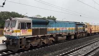 SABARMATI WDP4D 40167 Leading PorbandarVeraval Express  Wdp4d jet sound  Horn sound [upl. by Ielirol]