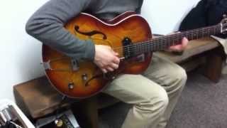 Godin 5th Avenue Kingpin [upl. by Noraf155]