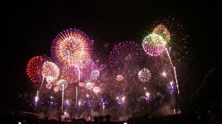 HD 世界一美しい日本の花火大会 Amazing the most beautiful Japanese fireworks in the World はなび Hanabi [upl. by Ahsaek]