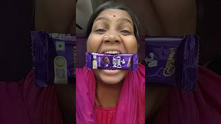 👂🏾ASMR AMERICAS ORIGINAL DUBBLEBUBBLE GUM GRAPE FLAVOR AND EATI [upl. by Avon]