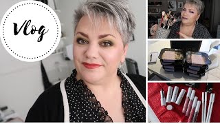 VLOG VOL DE COLIS NOUVEAUTES MAKEUP TEST ACTION [upl. by Bernice]