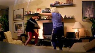 SLÅR SÖNDER MIN MAMMAS TV PRANK MAMMA BÖRJAR GRÅTA [upl. by Luigi791]