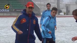 Entrenamiento de la Sub19 bajo la nieve en 2013 A las órdenes Julen Lopetegui [upl. by Yaj]