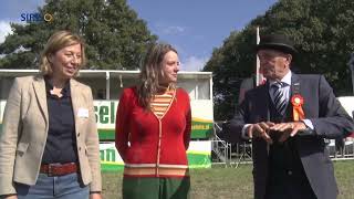 Austeja van SIRIS tv jurylid op de Fokpaardendag [upl. by Sibie]