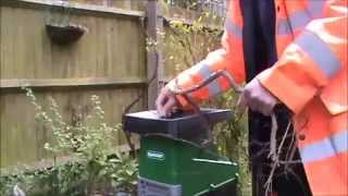 QUALCAST 2800W GARDEN SHREDDER MONSTER MUNCHER [upl. by Adnuahsar]