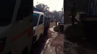 Gadi wala Aaya Ghar se viralvideo swachbharat Dhanbad Municipal corporation 🇮🇳🙏🦺🚛shortvideoindia [upl. by Kwok]