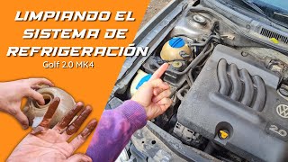 Limpiando el sistema de refrigeración  cambio de Termostato  Golf 2 0 Mk4 [upl. by Abita817]