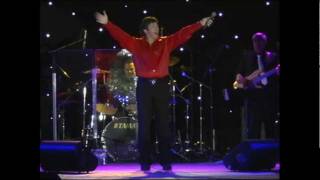 Denny Diamond performs Sweet Caroline at Lake George Elvis Fest [upl. by Annayek]