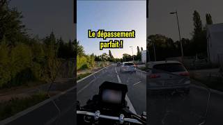 Dépassement parfait  motard honda xadv750 xadv [upl. by Spearing]