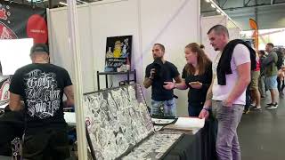 VIDÉO Poitiers  tout l’univers du tatouage au parc des expositions [upl. by Lhamaj193]