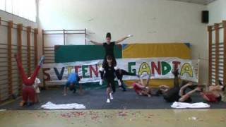 IES VICENTE GANDIA Acrosport 4º eso Profe Mónica Chanzá [upl. by Forras298]