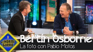 Bertín Osborne muestra una foto con Pablo Motos de hace 42 años  El Hormiguero [upl. by Laamak]