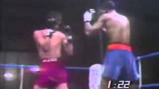 Alexis Arguello vs Alfredo Escalera  1979 26 [upl. by Pollak]