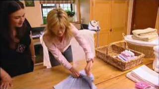 Anthea Turner  Perfect Housewife Tshirt folding [upl. by Lorianne]