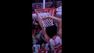 Japeth Aguilar WITH A SLAM DUNK for Brgy Ginebra vs San Miguel 💥 PBA Season 49 Governors Cup [upl. by Anire149]