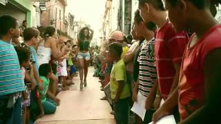 FAVELA FASHION WEEK  REUNIÃO DE AMIGOS CLIPE OFICIAL [upl. by Egiarc]