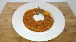 Linsencurry mit Kichererbsen und Kartoffeln [upl. by Eidnam415]