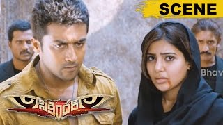 Rowdies Kidnap Samantha To Catch Surya  Latest Telugu Movie Scenes  Sikindar [upl. by Arissa]