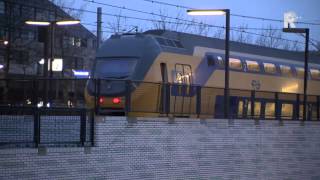 Twee doden door aanrijding trein RotterdamZuid [upl. by Blanchard195]