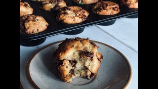 Briose cu iaurt si ciocolataYogurt chocolate muffins [upl. by Oah630]