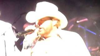 Toby Keith Chicago 91820 Waymans SongMOV [upl. by Asiuqram]