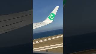 An b737800 taking of at Palermo airport In Sicily [upl. by Searby]