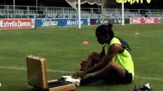 Ronaldinho New nike schuhe Ping Pong [upl. by Ulberto28]