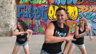 Lucenzo Qwote Pitbull  Danza Kuduro  Zumba® Fitness  warm up [upl. by Kidder]