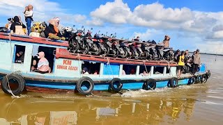 Kapal klotok angkutan khas warga Sambas Kalimantan barat [upl. by Drareg]