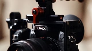 Rigging the Panasonic GH4 DCage GCup Atomos Power Station Tascam DR70D RØDE Zacuto amp more [upl. by Helsa]