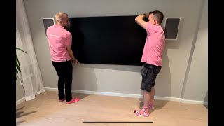 How to remove a Samsung frame Tv from the wall All models 2017  2024 [upl. by Sobmalarah]