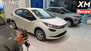 Tata ALTROZ Xm Second Base Model 2024 ❣️ Base से कमाल का हैं ये Variant 🤑 Altroz Reallife Review [upl. by Hcire813]