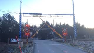 Järnvägsövergång Solviks grindar 2018  Swedish railroad crossing [upl. by Nolek]