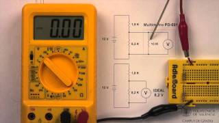 Multímetro digital Efecto de carga en medida de tensiones  2237  UPV [upl. by Reltuc]