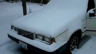 Volvo 760 TD snowy cold start [upl. by Ingelbert]