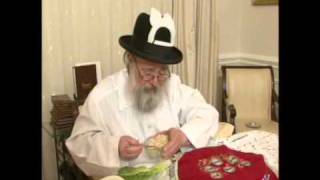 Pesach with Uncle Moishy Sample Clip [upl. by Tobie]