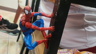 CT TOYS NOT MAFEX CLASSIC SPIDERMAN REVIEW amp UNBOXING [upl. by Ereveniug]