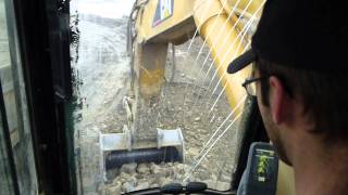 A Lesson on Real Coffee and Loading Trucks  Cat 385C LME [upl. by Palmore]