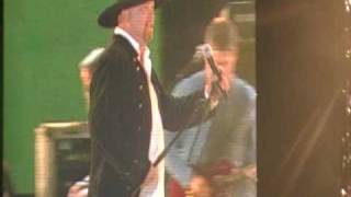 MONTGOMERY GENTRY CMA Music Fest 2009 quotWhat do ya think about thatquot [upl. by Eerak]